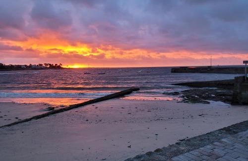 Larmor-Plage Apartment | À deux Pieds de l'océan !