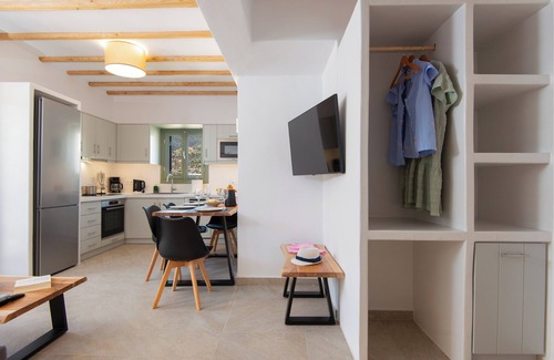 Platis Gialos Apartment | À La Plage Residences 02