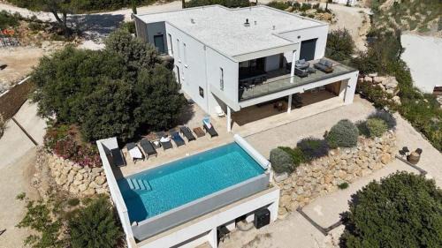 Mollans-sur-Ouveze Villa | À mont nos hôtes 2