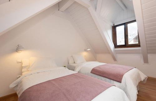 El Pueyo de Jaca Apartment | Ático Camino Real by BeValle