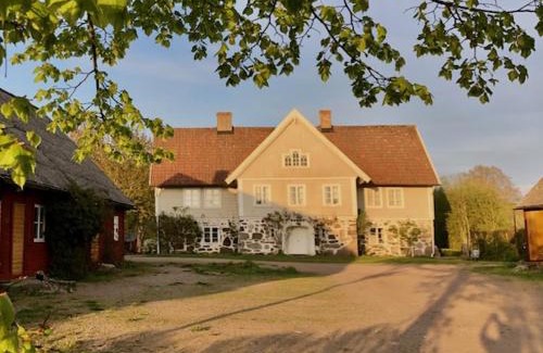Ljungbyhed Apartment | Ängaröds Gård