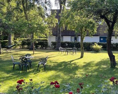 Klagstorp Bed & Breakfast | Äspögården Bed & Breakfast