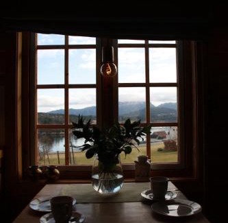 Averoy Apartment | Åkviktunet hytte Sør