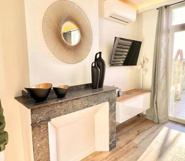 Villefranche-de-Lauragais Apartment | Élégance Lauragaise * Wifi * Netflix * Terrasse
