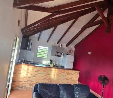 Sainte-Anne Apartment | ÉLÉGANT APPARTEMENT À LA CAMPAGNE