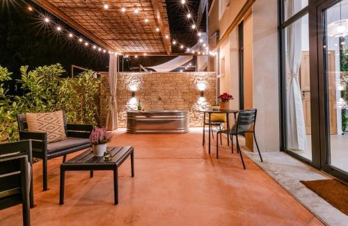 Nyons Apartment | ÉROS - Loft entier avec Balnéo & Rétroprojecteur