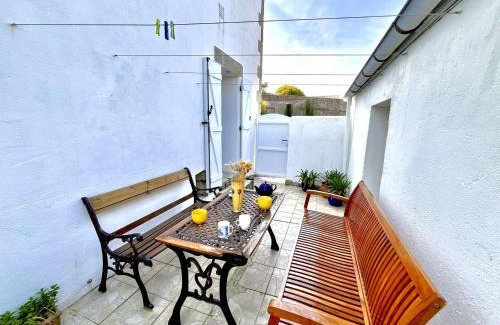 Etel Villa | Étel - Maison 115 m², 5 pièces, vue port, 9 pers. - FR-1-479-231