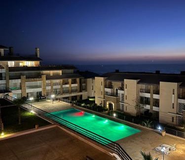 Oulad Khallouf Apartment | Évasion de Rêve Luxe, Mer et Calme à la Plage des Nations, Rabat