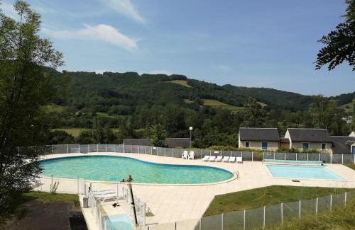 Saint-Geniez-d'Olt Apartment | Ô BRAC d'Olt, piscine, calme, vue, aux portes de l'Aubrac