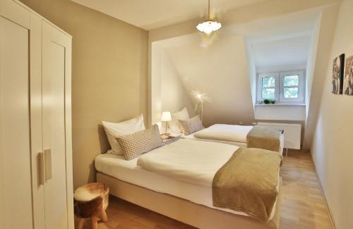Klosterlangheim Apartment | Ökonomiehof