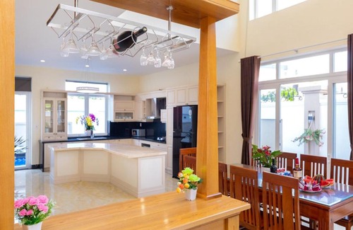 Thang Tam Villa | ĐỨC HIẾU VILLA Biệt thự Thùy Vân Vũng Tàu