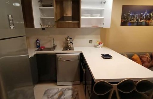 Kagithane Apartment | Şehir merkezinde Loft residence, İstanbul havalimanına metro ile 25 dakikada aktarmasız ulaşım
