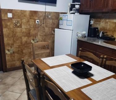Sithonia Apartment | ΔΙΑΜΕΡΙΣΜΑ Σοφια ΑΝΕΣΗ, ΧΑΛΑΡΩΣΗ