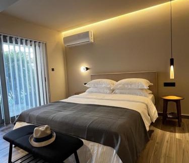 Markopoulon House | Χenion Inn - Athens Airport, Easy Check In Anytime