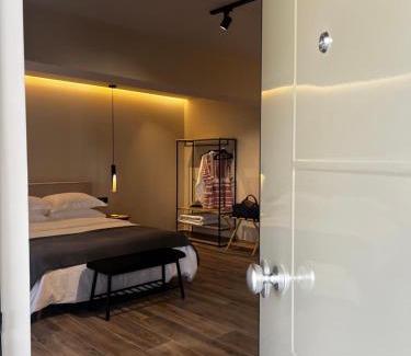 Markopoulon House | Χenion Inn - Athens Airport, Easy Check In Anytime