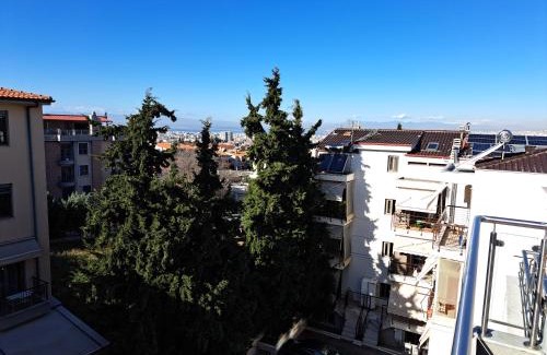 Pylaia-Chortiatis Apartment | Όμορφο διαμέρισμα με υπέροχη θεα Πυλαια