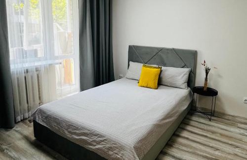 Yavory Apartment | Апартаменти поряд дорослої і дитячої лікарні біля Миколайчука, Орлика