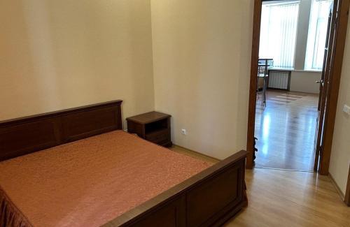 Khreshchatyy Yar Apartment | Апартаменти 3-кімнатні, м. Майдан Незалежності