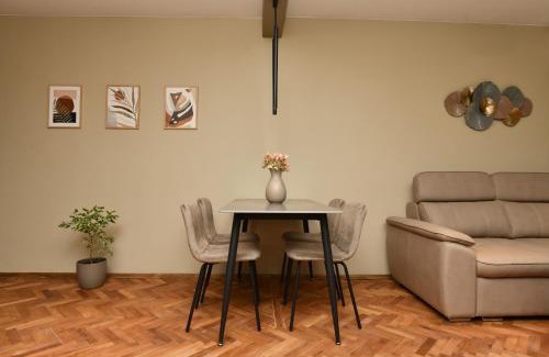 Veliko Tarnovo Center Apartment | Апартамент Инфинити