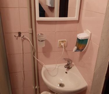 Khmelnytskyi Oblast Apartment | Гостинна садиба Пілігрім