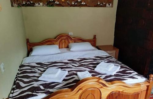 Khmelnytskyi Oblast Apartment | Гостинна садиба Пілігрім