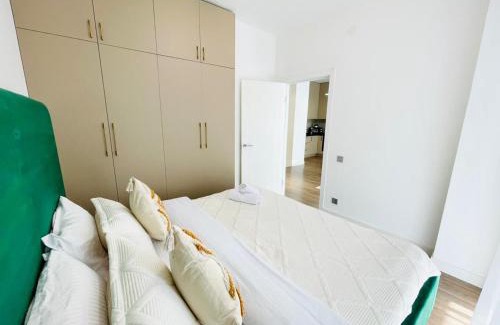 Almaty Apartment | Двухкомнатная квартира с панорамным видом