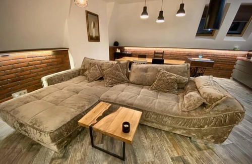 Kazan City Centre Apartment | Дизайнерская двухуровневая квартира-студия в центре города