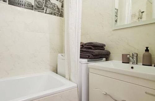 Dniprovs'kyi District Apartment | Зручна квартира в ЖК Комфорт Таун