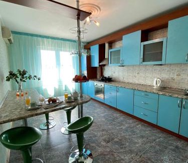 Aktau Apartment | Изумрудный стиль