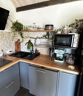 Slavske Ski Chalet | Карпатське Hygge котедж для двох з чаном-джакузі у горах