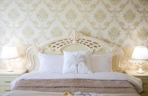 Prymors'kyi district Apartment | Квартира возле Аркадии и парка Победы с балконом и видом на море