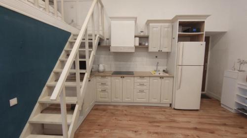 Odessa City Center Apartment | Квартира в центре возле Соборной площади