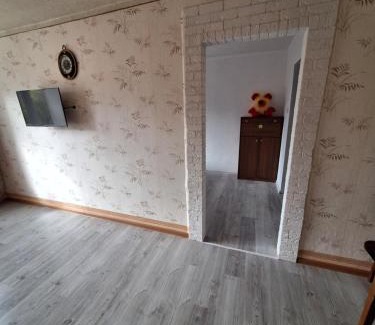 Dzerzhyns'kyi District Apartment | Квартира з балконом 2 кімнати вул 23 серпня 13А