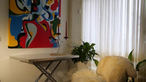 Isola del Bosco - Delle Corti Apartment | Квартира люкс в Милане (Appartamento di lusso a Milano)