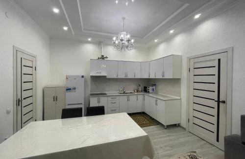 Chok-Tal Apartment | Коттедж на Иссык-Куле в ЦО Париж