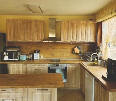 Apriltsi House | Къща за гости "Вила Релакс"