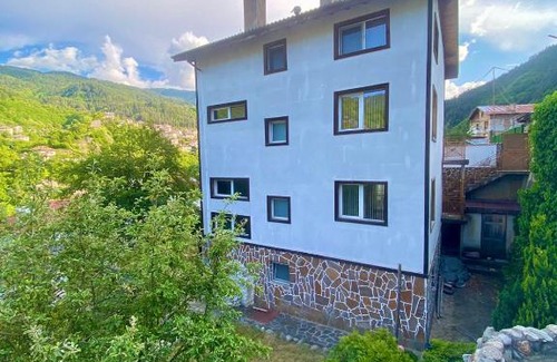 Devin House | КЪЩА ЗА ГОСТИ ВОДЕНИЦАТА