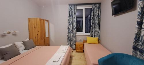 Svoge House | Къща за гости Марчела и ресторант
