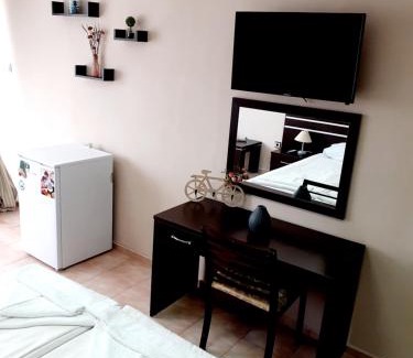 Obzor House | Къща за гости Смокиня