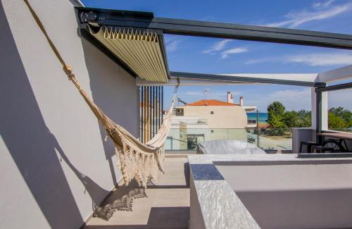 Paralia Ofryniou Apartment | Морска къща ЕММА