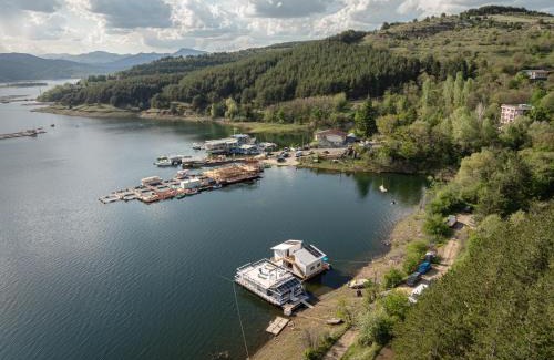 Dalgopo House | Плаващи къщи Райски кът язовир Кърджали