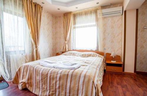 Hisarja Hotel | Раѝ