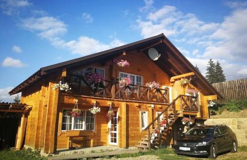 Vorokhta House | Садиба Гуцульський Двір