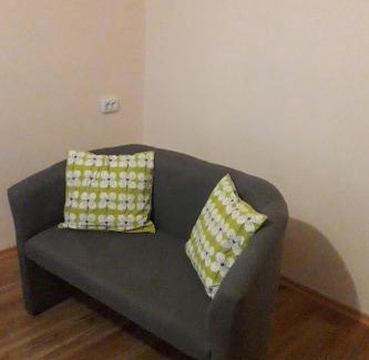 Obolons'kyi District Apartment | Своя аккуратная,очень теплая квартира на пл Шевченко-Shevchenko square
