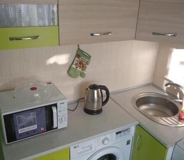 Obolons'kyi District Apartment | Своя аккуратная,очень теплая квартира на пл Шевченко-Shevchenko square