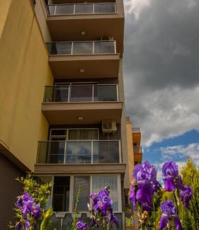 Hisarja Apartment | Студио 9 Парк Панорама