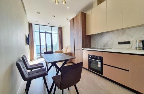 Odessa Apartment | Сучасна квартира з терасою на морі та підземний паркінг
