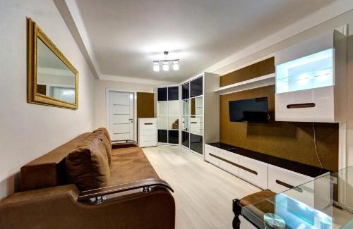 Pechers'kyi District Apartment | Шикарная 2к квартира бульвар Дружбы Народов 8а