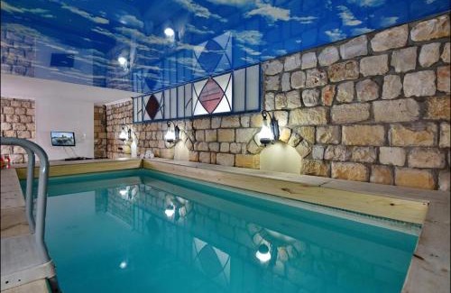 Rosh Pinna Cabin | אצולת אבן חן - ראש פינה