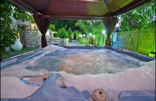 Rosh Pinna Cabin | אצולת אבן חן - ראש פינה